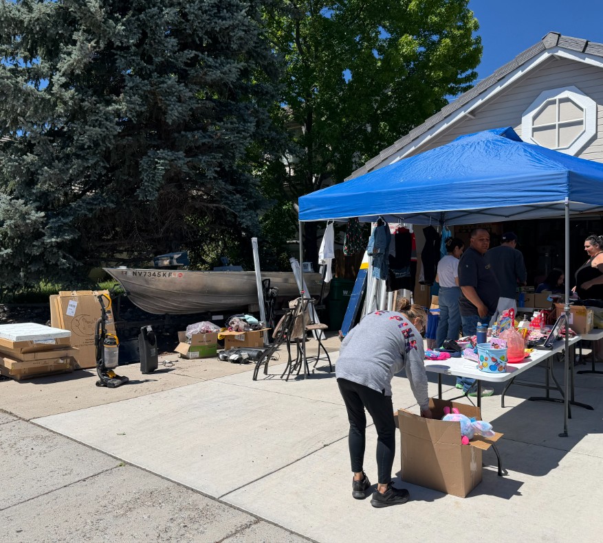 Neighbors shopping at the Lakeside Lewis Community Garage Sale